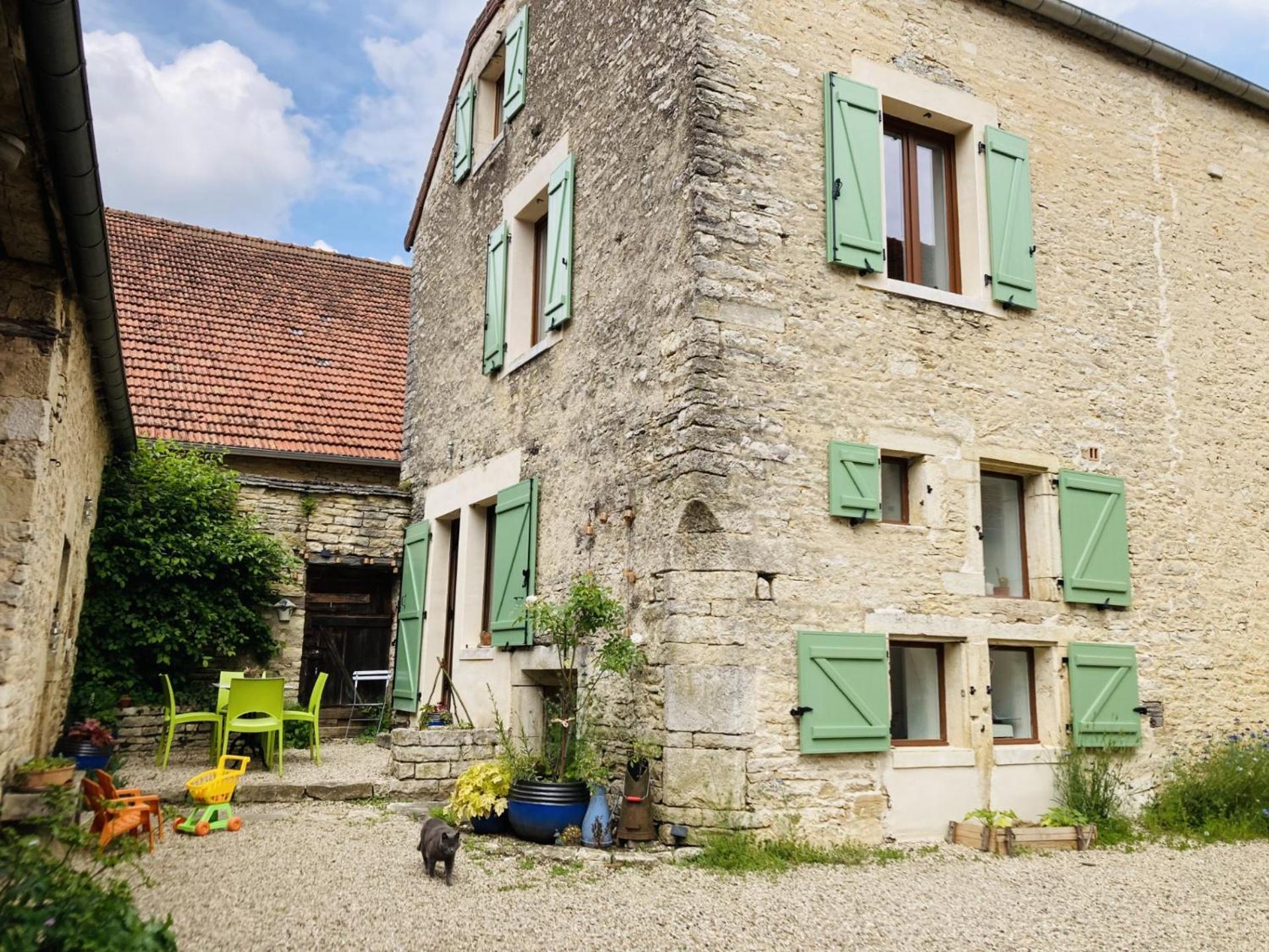 Villa Rue De La Tour Du Pin Fontaine-Française Exterior foto
